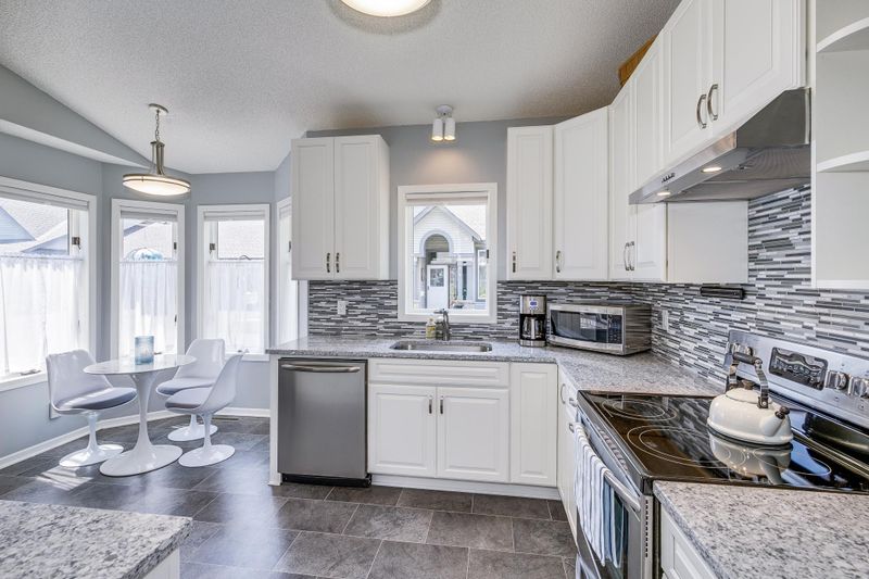 2572 Sumac Rg, White Bear Lake, MN 55110