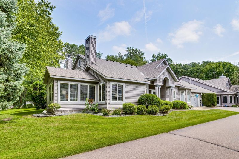 2572 Sumac Rg, White Bear Lake, MN 55110