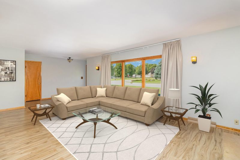 101 Sunrise Ave N, New Prague, MN 56071
