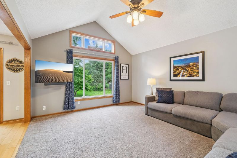 16320 Sheldon Ave, Eden Prairie, MN 55344