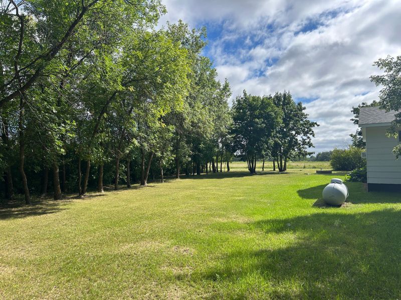 30686 340th Ave, Roseau, MN 56751