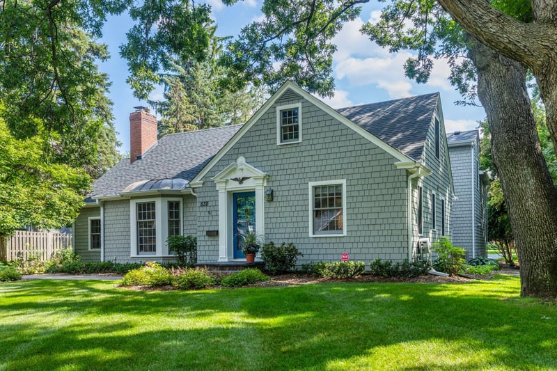 532 Janalyn Cir, Golden Valley, MN 55416
