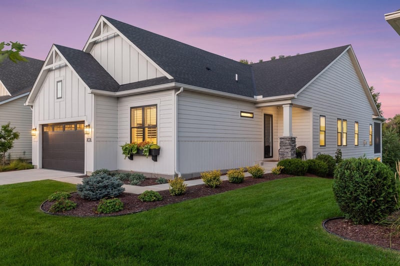5805 Ayrshire Ln, Shorewood, MN 55331