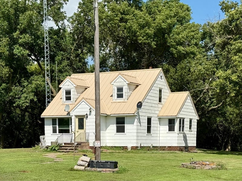 66721 410th St, Franklin, MN 55333