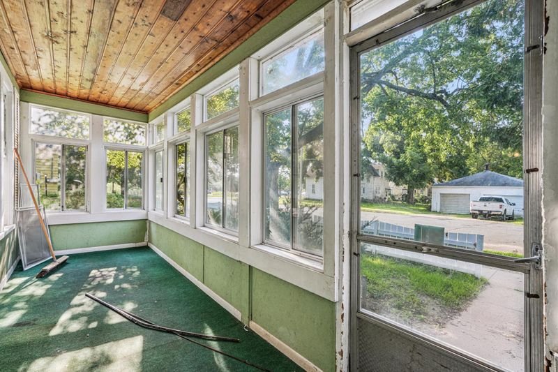 311 W Pine St, River Falls, WI 54022