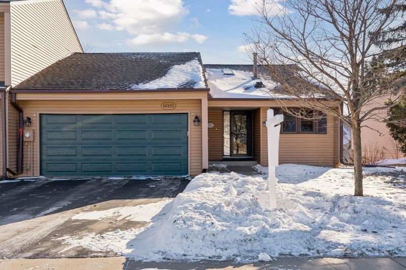 14355 Embry Pa, Apple Valley, MN 55124