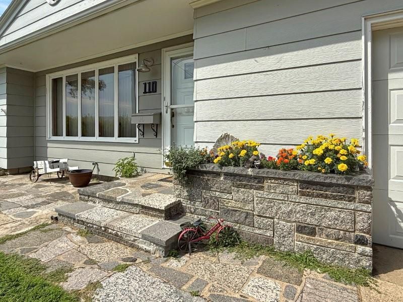 110 Freund St, Fairmont, MN 56031