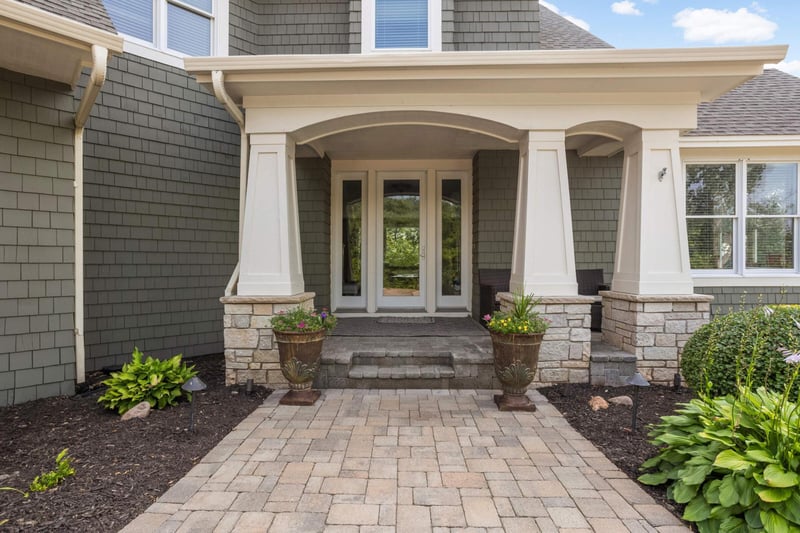 7116 Valley View Rd, Edina, MN 55439