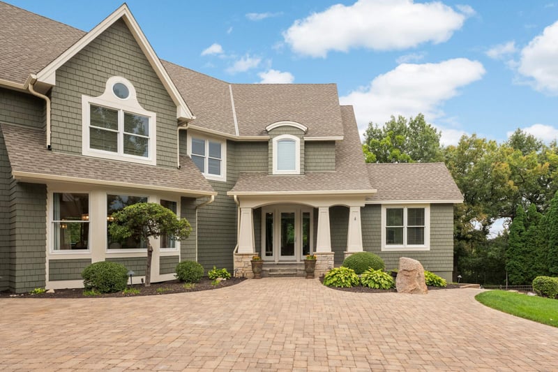 7116 Valley View Rd, Edina, MN 55439