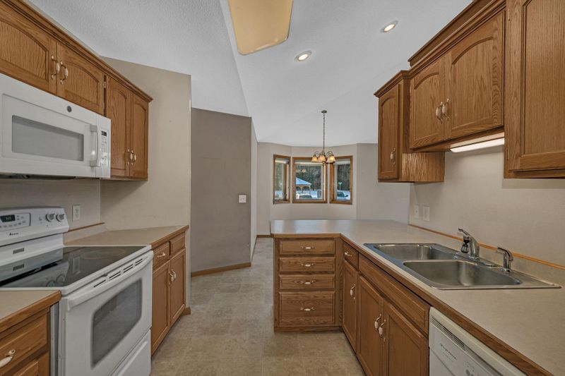 224 Harmon Ln, Litchfield, MN 55355