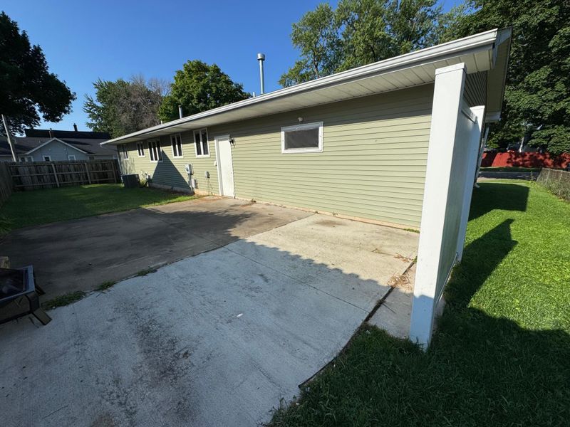 1100 5th St NW, Austin, MN 55912