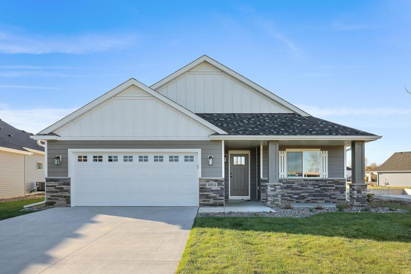 17726 Hoover St NW, Elk River, MN 55330