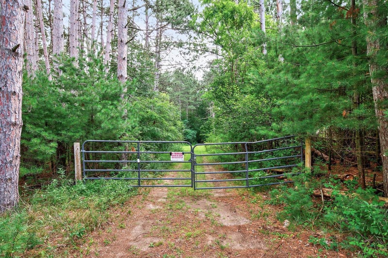 XXX Rutgers St NE, Stacy, MN 55079