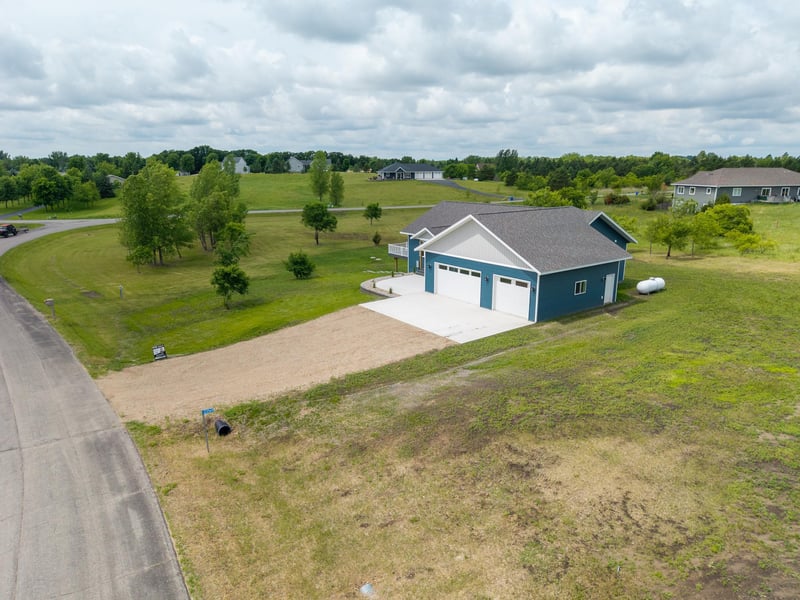 23569 Highland Trl, Fergus Falls, MN 56537