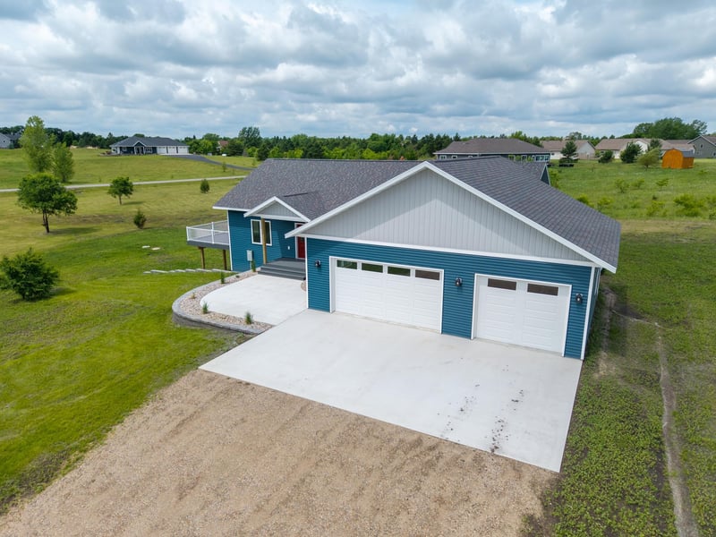 23569 Highland Trl, Fergus Falls, MN 56537