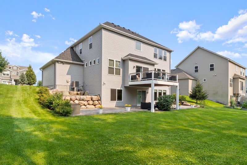 4313 Parkview Cir, Anoka, MN 55303