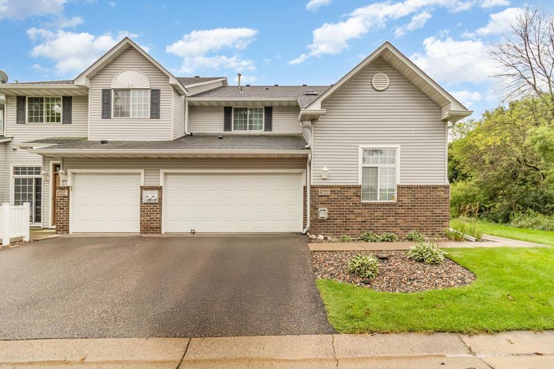 2660 Mallard Dr, Woodbury, MN 55125