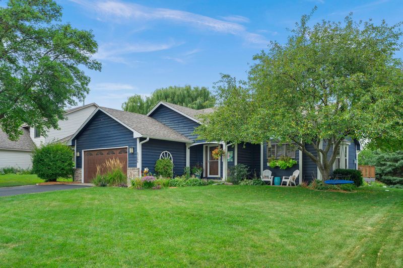 5266 River Wood Dr, Savage, MN 55378