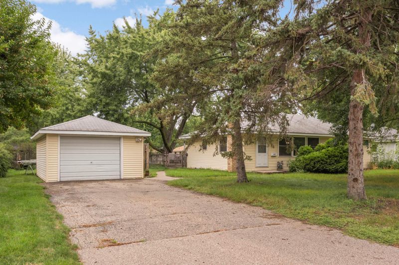 10540 Drew Ave S, Bloomington, MN 55431