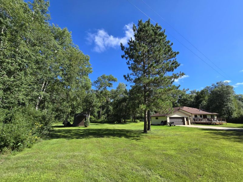 1932 17th St NW, Backus, MN 56435