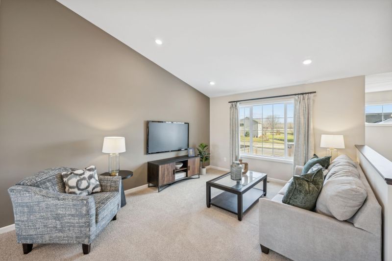 200 Robbie Ln, Howard Lake, MN 55349