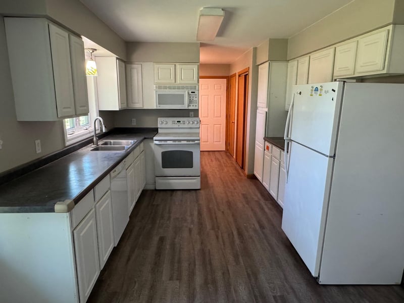 40205 181st St, Wannaska, MN 56761