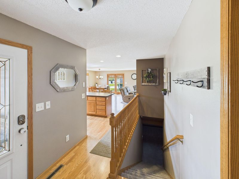 111 9th St SE, Freeport, MN 56331
