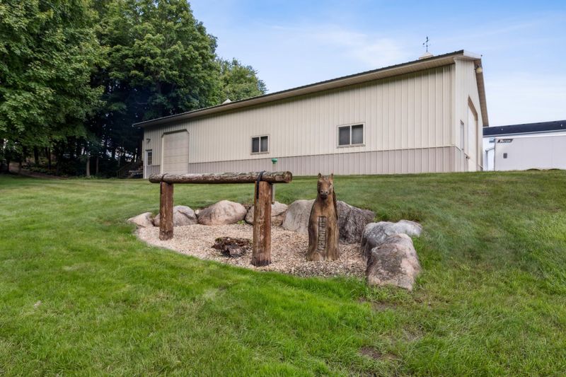 23521 Wood Ln, Rogers, MN 55374
