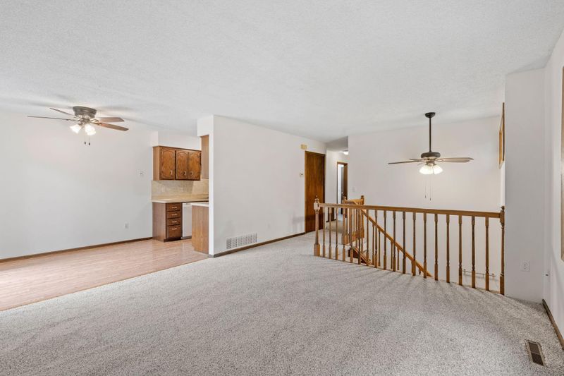 2C Cameo Ln, Circle Pines, MN 55014