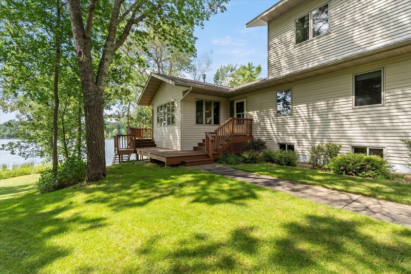 33249 Winnamakee Shores Rd, Pequot Lakes, MN 56472