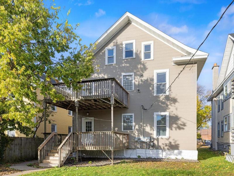 2015 Pleasant Ave, Minneapolis, MN 55404