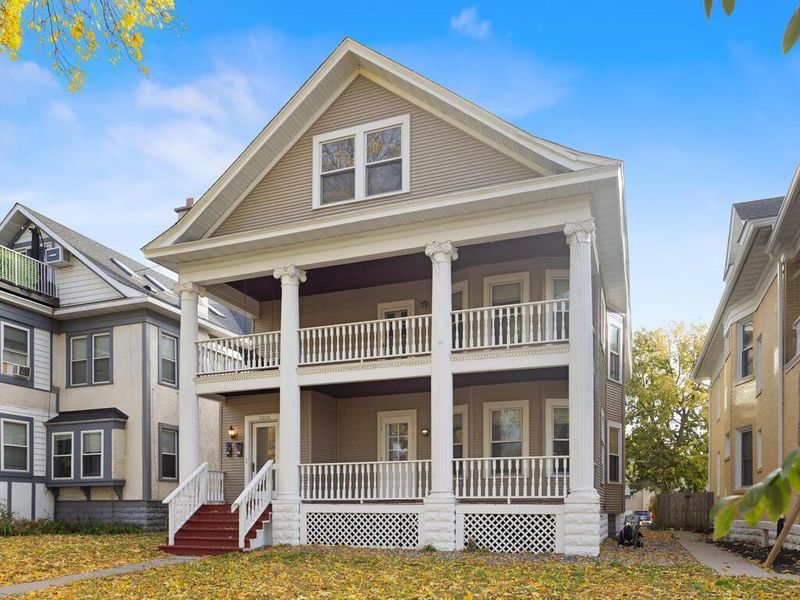 2015 Pleasant Ave, Minneapolis, MN 55404