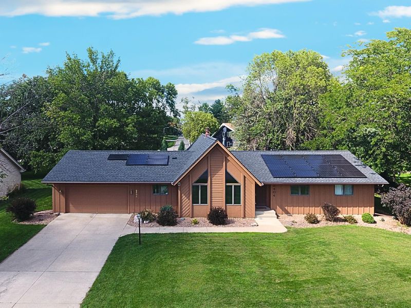 2404 8th Ave SW, Austin, MN 55912