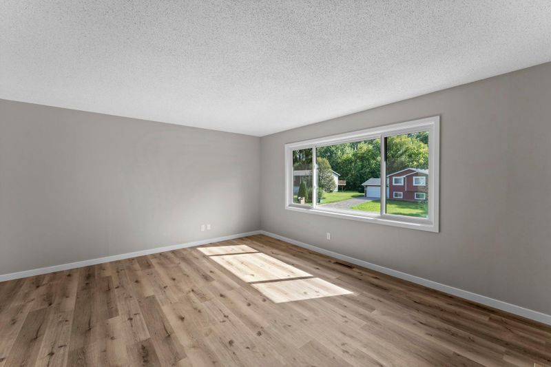 10270 Tamarack St NW, Coon Rapids, MN 55433