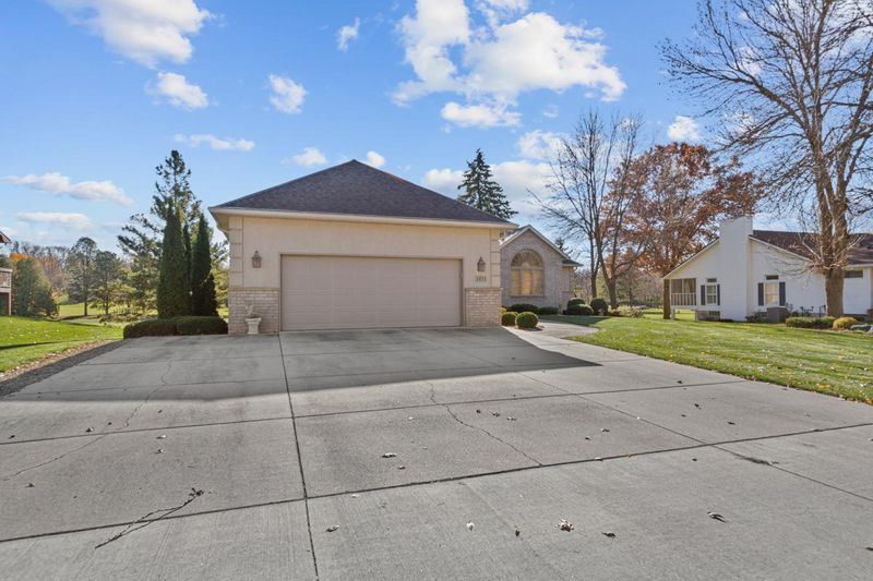 1031 Cherry St, Owatonna, MN 55060