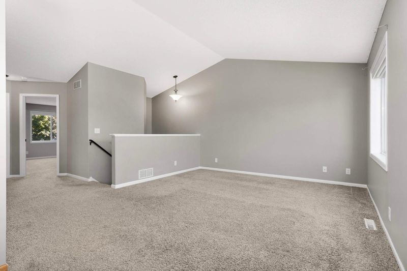 48 Arbor Ln, Farmington, MN 55024