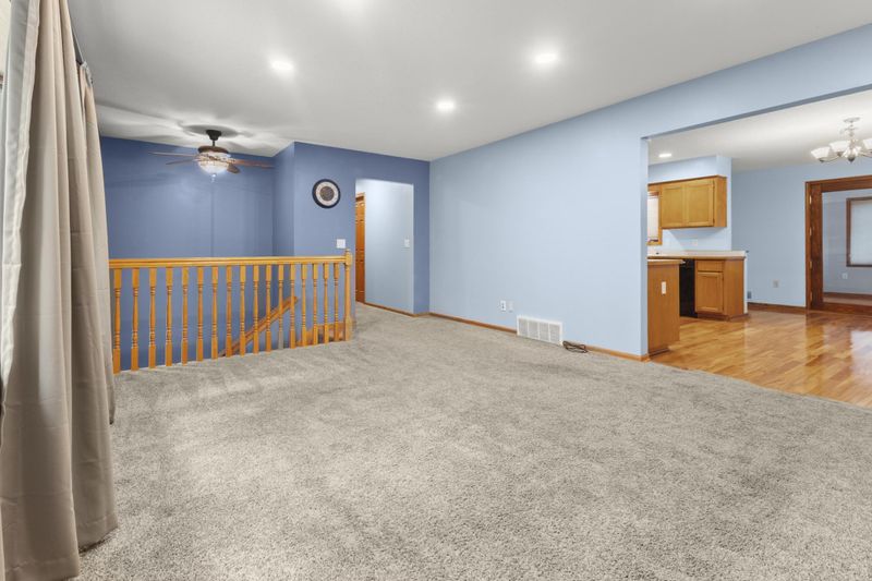 5730 Polk St NE, Fridley, MN 55432