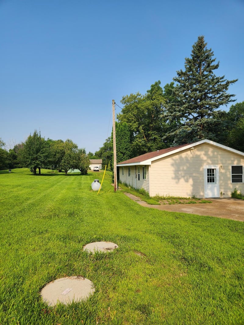 6937 60th St SW, Howard Lake, MN 55349