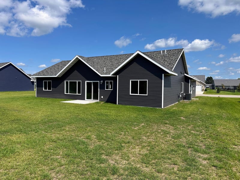 1003 8th Ave NW, Perham, MN 56573