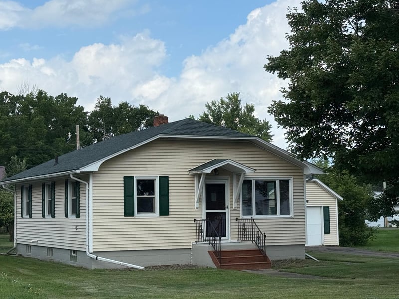 109 2nd Ave, Shell Lake, WI 54871