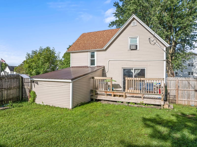 211 Minnesota St, Ostrander, MN 55961