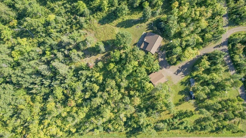 698 Cuttingwood Rd, Two Harbors, MN 55616