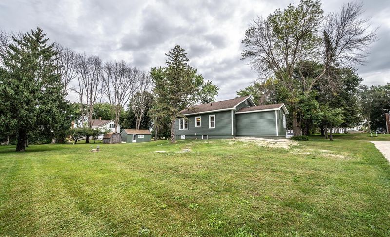 27885 Delft Ave, Northfield, MN 55057