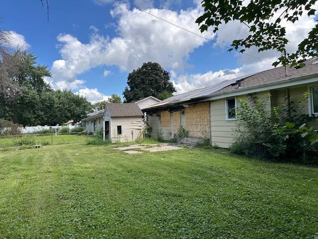 7013 Knox Ave N, Brooklyn Center, MN 55430