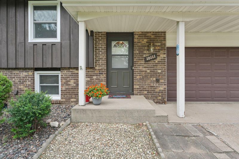 10111 Quinn St NW, Coon Rapids, MN 55433