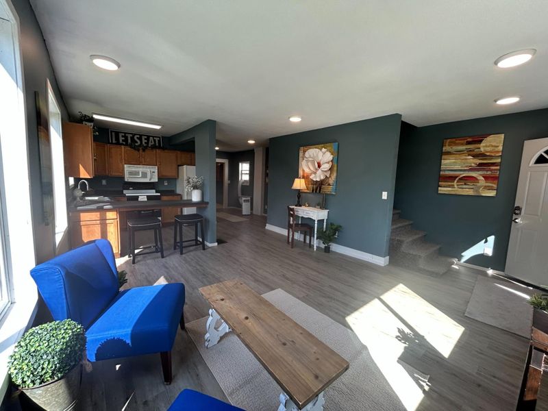 103 Sharon St, Buhl, MN 55713