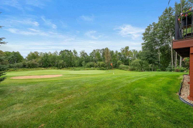 20180 Sugarbrooke Ln, Cohasset, MN 55721