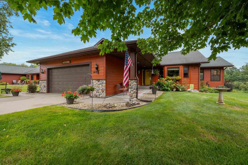 20180 Sugarbrooke Ln, Cohasset, MN 55721