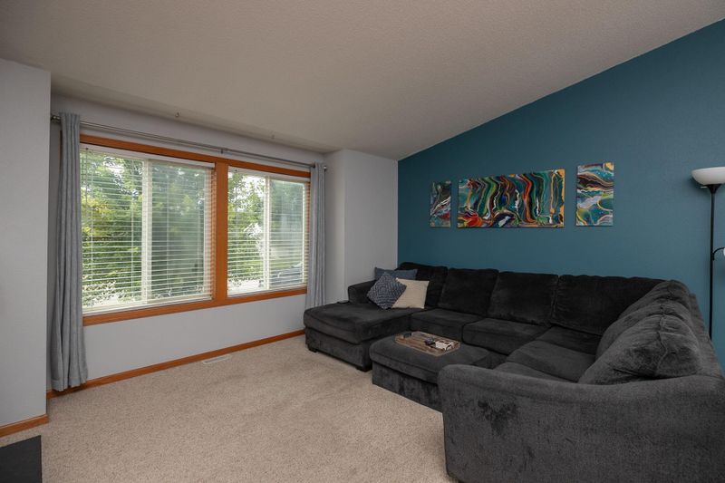 4113 Trumpeter Dr SE, Rochester, MN 55904