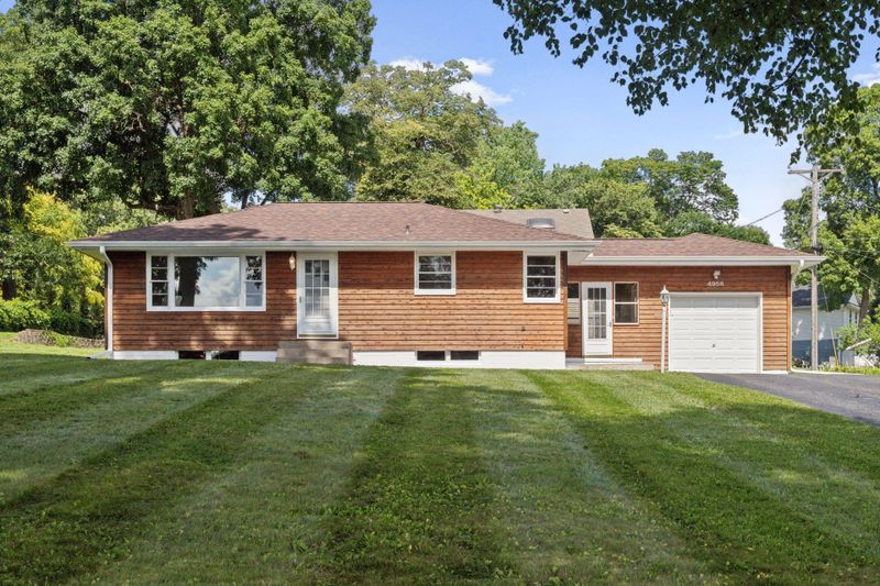 4958 Bartlett Blvd, Mound, MN 55364